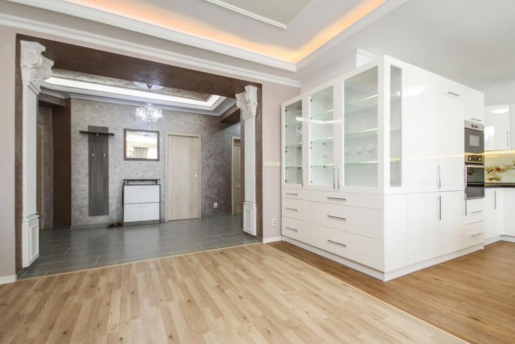 Deluxe Apartman Nivy Bratislava Extérieur photo