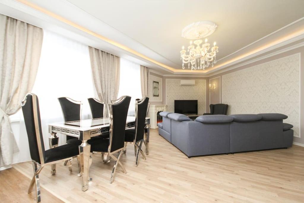 Deluxe Apartman Nivy Bratislava Extérieur photo